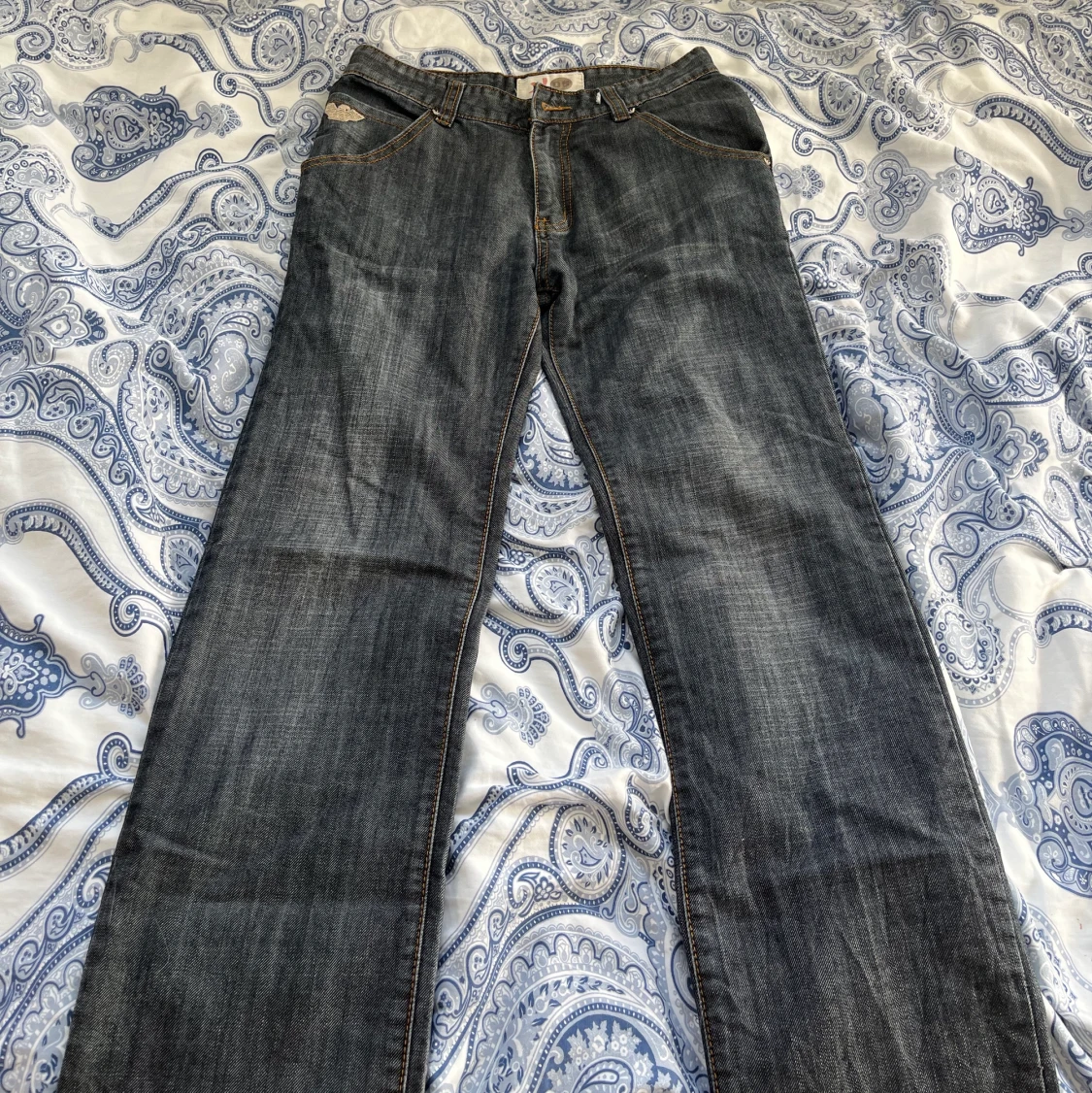 As sköna Armani jeans - 90