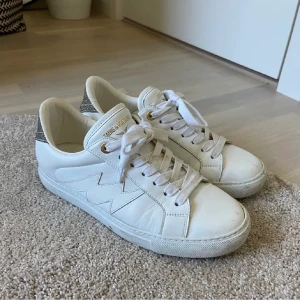 Zadig skor  - Släker nu mina populära Zadig skor som inte kmr t användning 🤍 pris kan diskuteras skulle oxå kunna byta mot ett par andra skor 