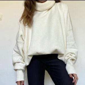 Tröja - Oversized tröja i storlek S/M köpt i Boohoo 🌟i väldigt bra skick!!