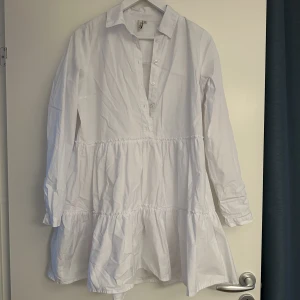 Skjortklänning  - :)
