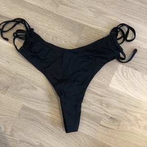 Bikiniunderdel  - Aldrig använd 