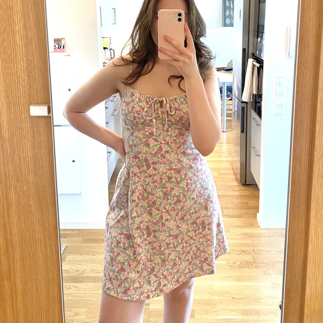 Blommig klänning från Gina Tricot 