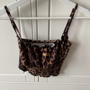 SHEIN linne - Jag säljer mitt fina linne som jag aldrig använt🫶🏼 hör av er om ni undrar över något 