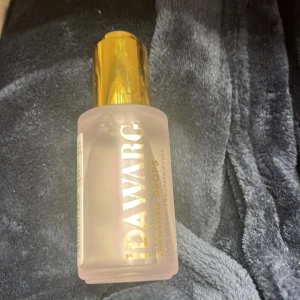 Ida warg tanning drops - Säljer helt ny och oanvänd ida Warg tanning drops som jag vann i en tävling (har redan en) orginal pris 200
