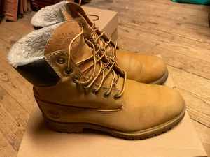 Timberland winter skor ull wool boots  - Waterproof Storlek 41 passa mellan 41 -42  Bra skick  Kvitto finns   Retail 2399