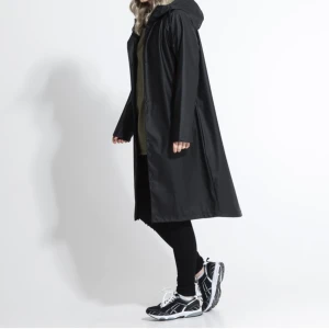 REGNJACKA - Säljer min REGNJACKA stl m bra skick 