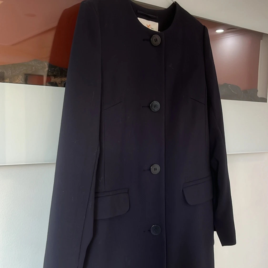 mörk blå kappa  - 90