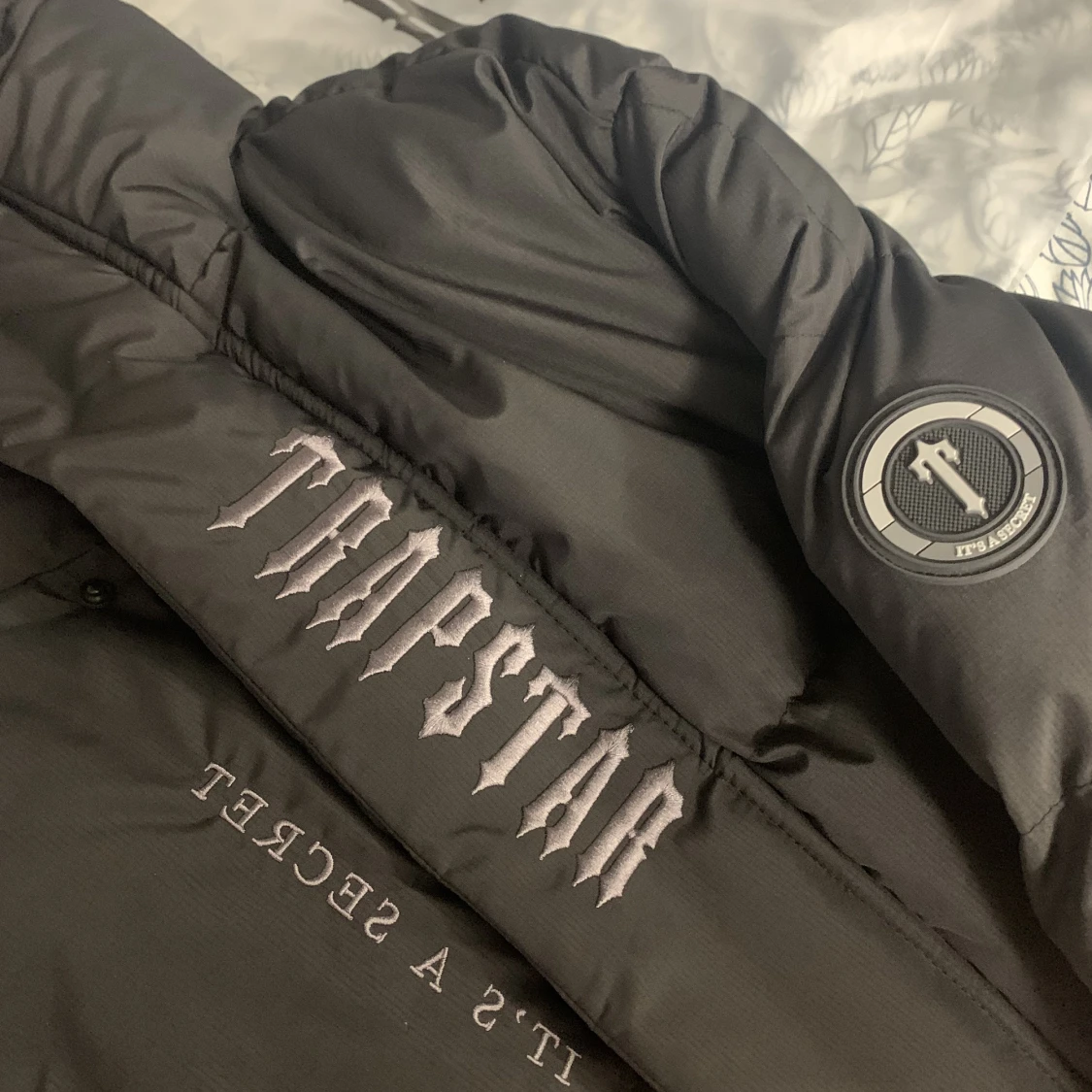 Trapstar puffer 2.0 black black  - 90