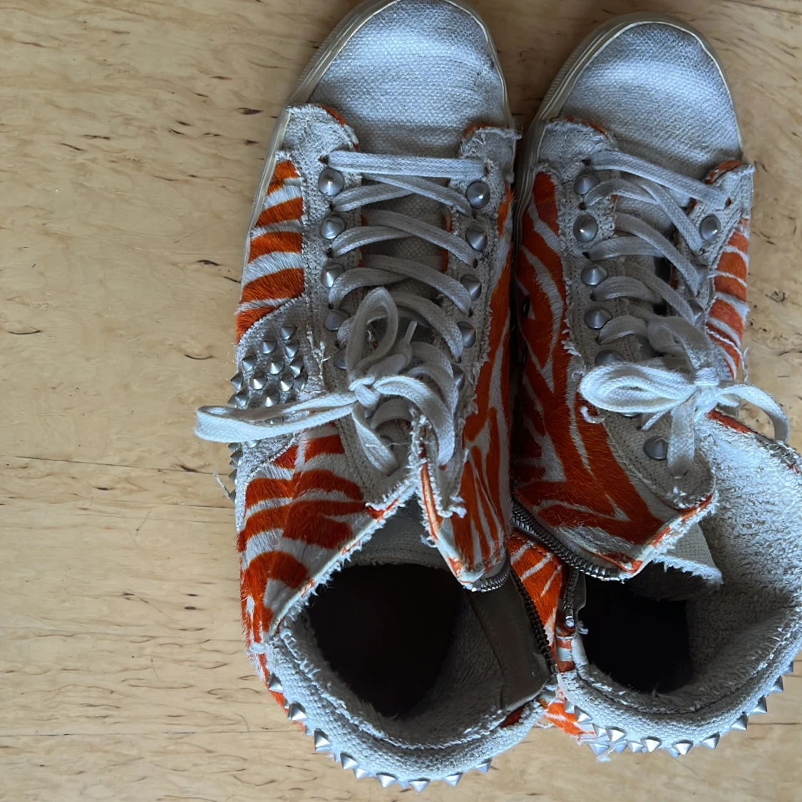 Nit skor handgjorda i Italien