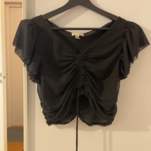 Blus  - Topp från H&M  Aldrig använd 
