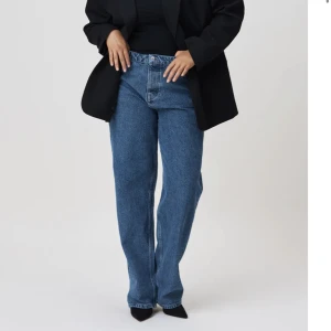 Lis Bonne Atelier Jeans - Säljer dessa då jag fick i present och det är för stora. Endast provade en gång, HELT som nya!