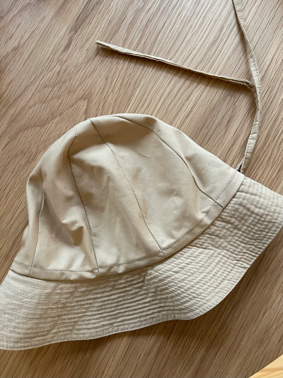 Bucket hat / fiskehatt beige/camel