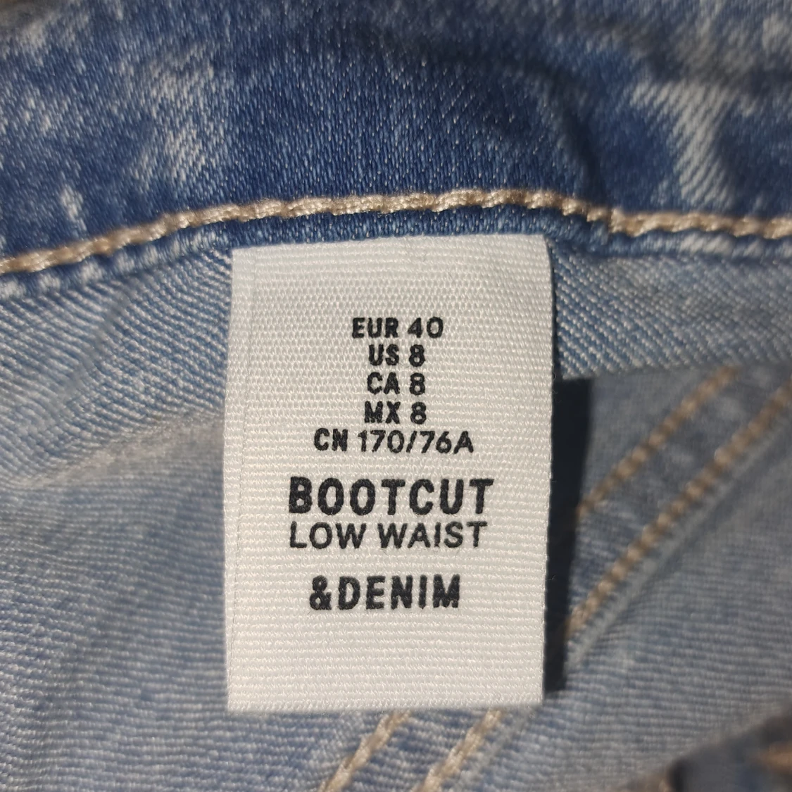 HM jeans bootcut str 40
