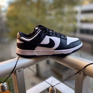 Nike dunk low panda storlek 41 DS - Nike dunk low panda storlek 41 DS