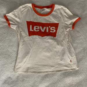 T-shirt från Levis!
