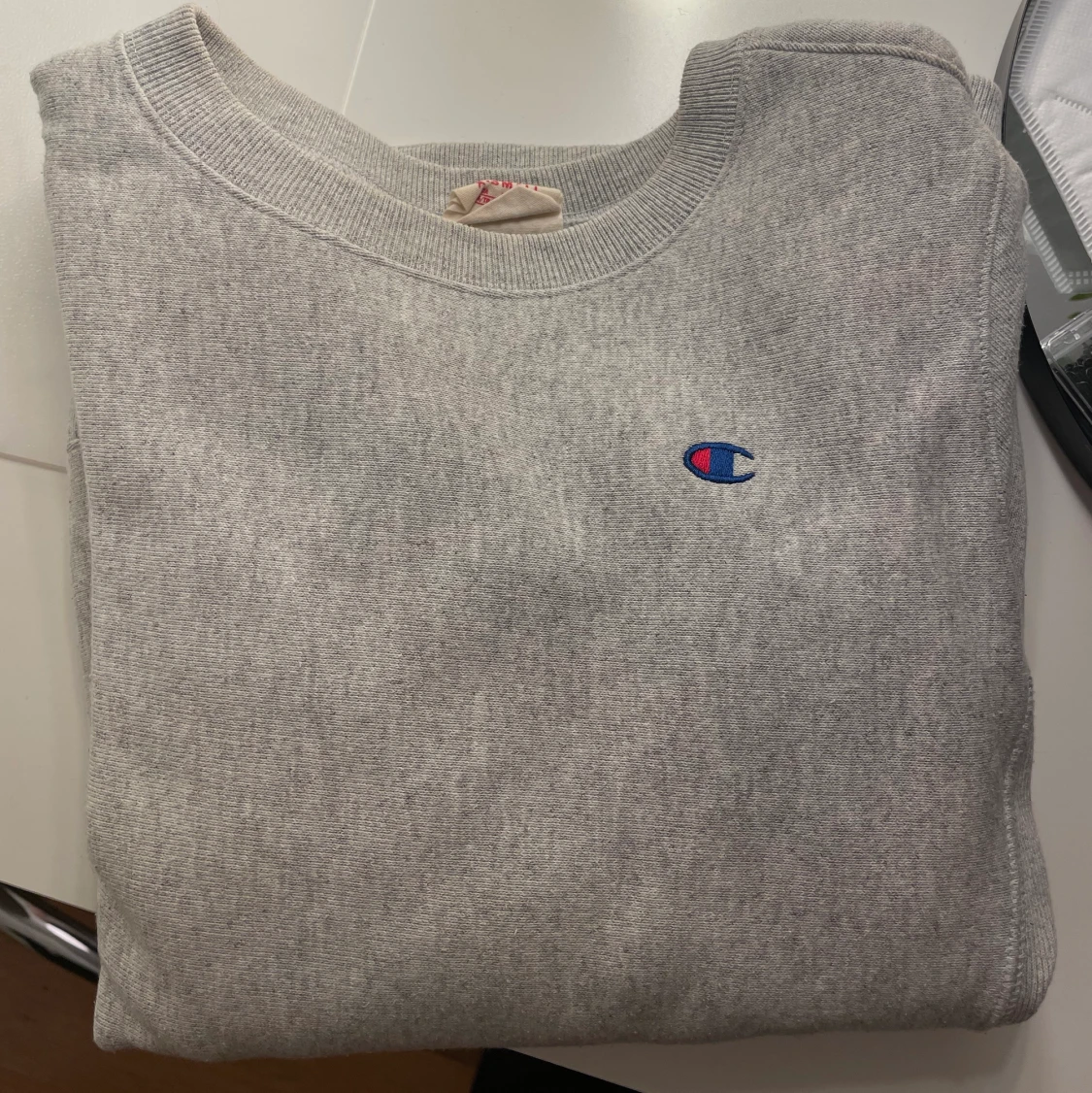 Grå sweatshirt från Champion