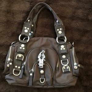 George gina & lucy - Väska från George gina & lucy✨ Perfekt skick! Ca 35 cm bredd och 24 cm djup