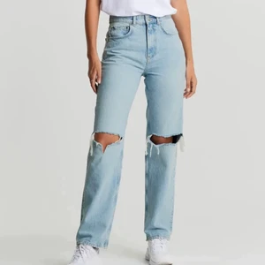 90-jeans - Säljer dessa jeansen från Gina-Tricot i fint skick!