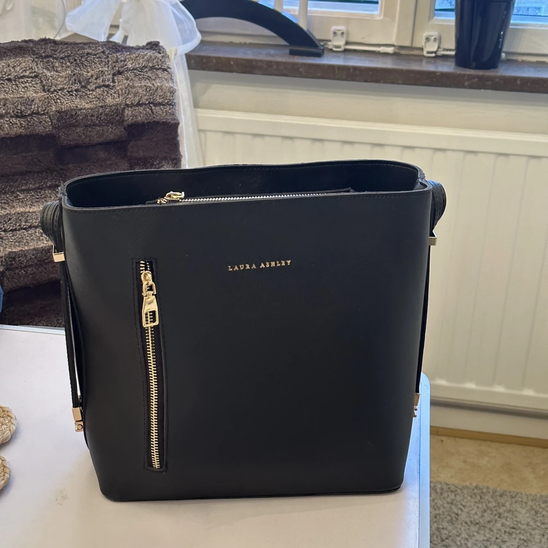 Laura Ashley väska