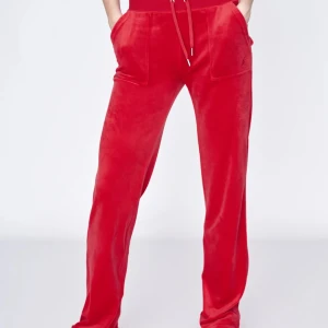 Juicy byxor - Säljer ett par röda juicy byxor som är i fint skick! Storlek xxs! Säljer även blå