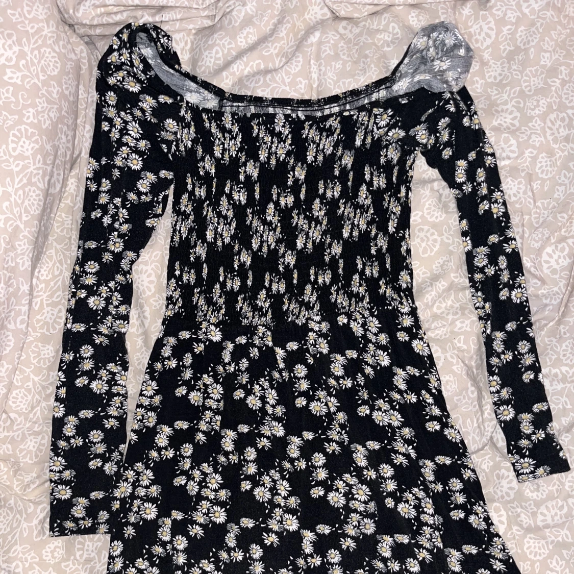 Sommarklänning med prästkragar