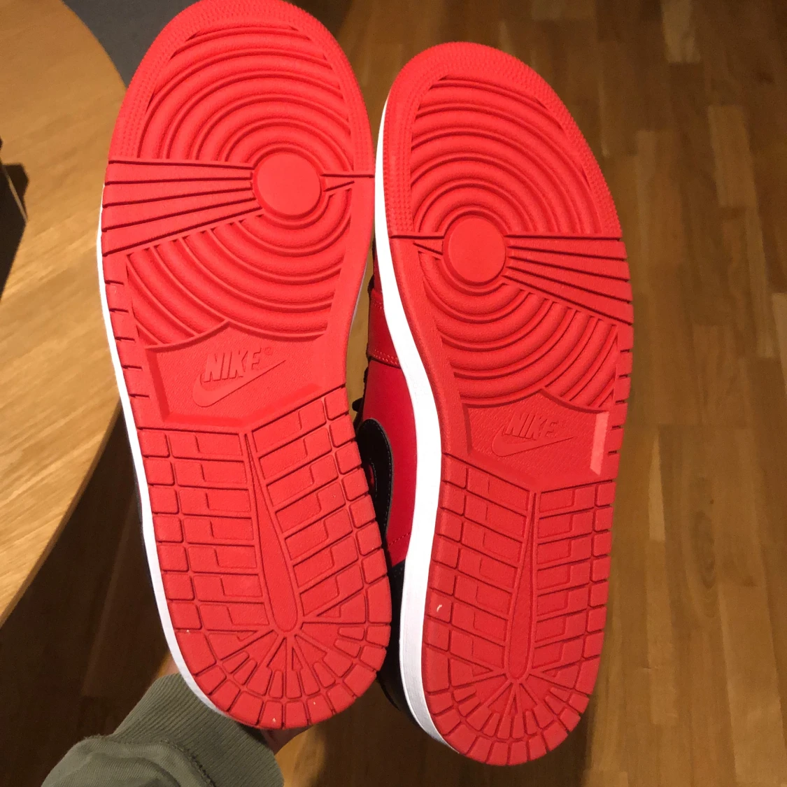 Nike air jordan 1 mid gym red/black-white rouge gym/bland/noir - 90