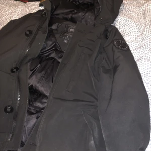 Canada Goose Jacka Black Lable  - Storlek M men passar L