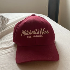 Mitchell&Ness Keps - Helt oanvänd, ny Mitchell&Ness keps! Säljer pga att den inte kommer till användning. 