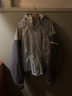 Nike acg jacka - En Nike acg jacka som jag köpte från ettresex kan diskutera pris