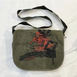 väska - köp den där nere maya 😊