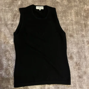 kaschmir tröja/väst - Ett kaschmir linne i jättebra skick.