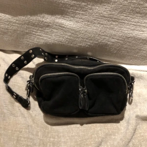 Väska - Jättefin väska, kommer inte till användning längre