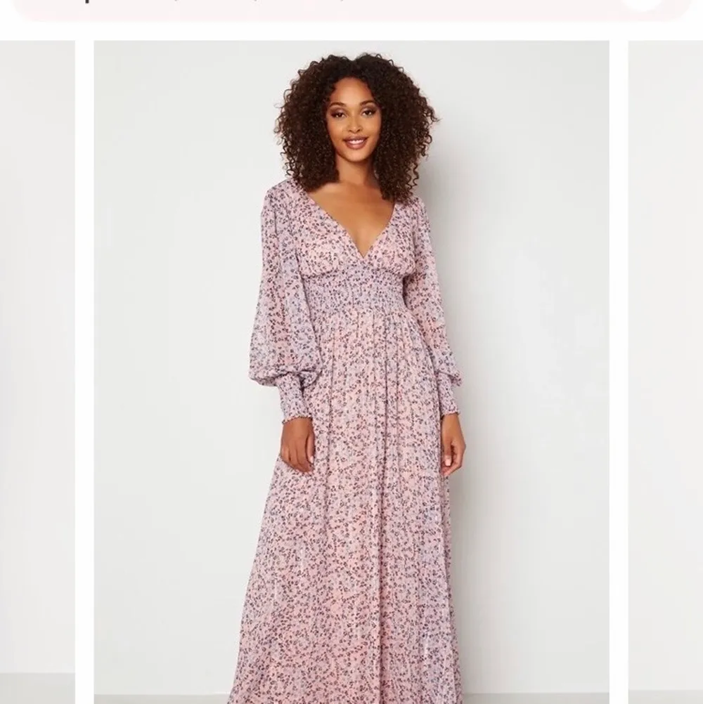 Någon som säljer denna klänningen från Goddiva? . Klänningar.