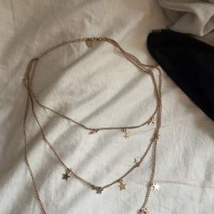 Guldigt stjärn halsband 