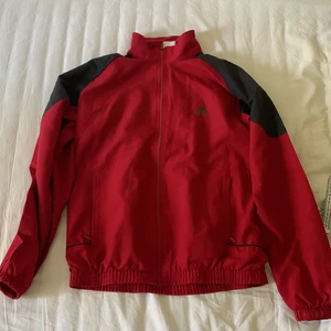 adidas tröja - adidas tröja i tunnare material❤️