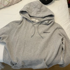 Arigato hoodie - Arigato hoodie i fint skick
