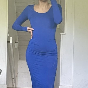 Blå klänning  - Kommej t användning :(💕