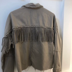 Zara - En tunnare fin jacka till sommaren storlek xs/s