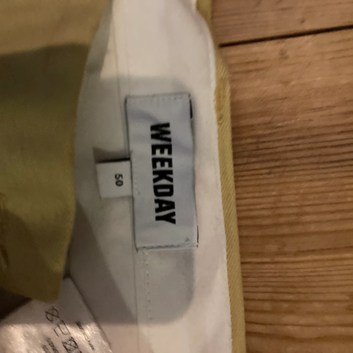 Weekday Chinos  - 90