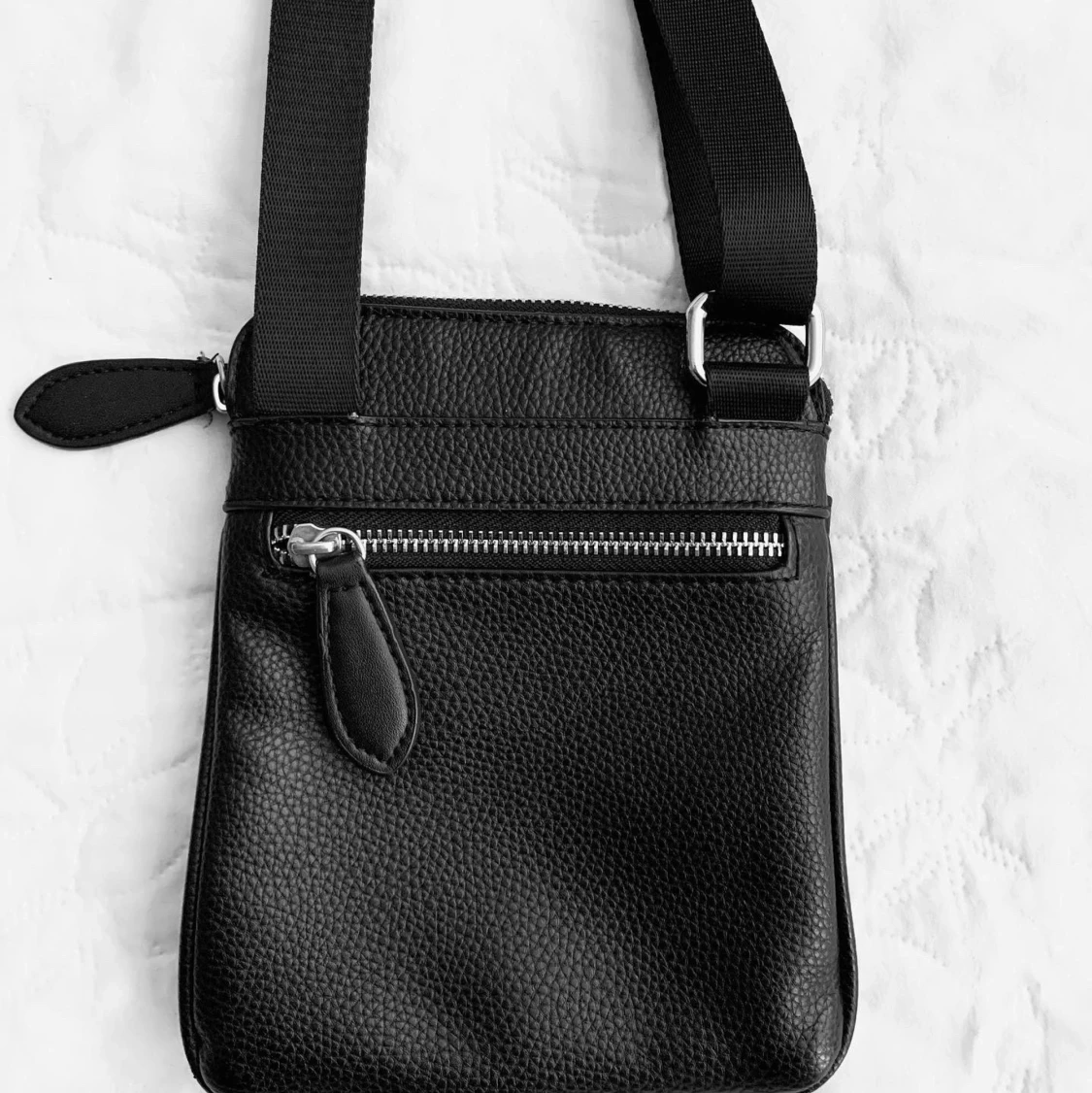 Valentino axelremsväska - 91