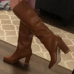 Bruna stövlar - Oanvända 