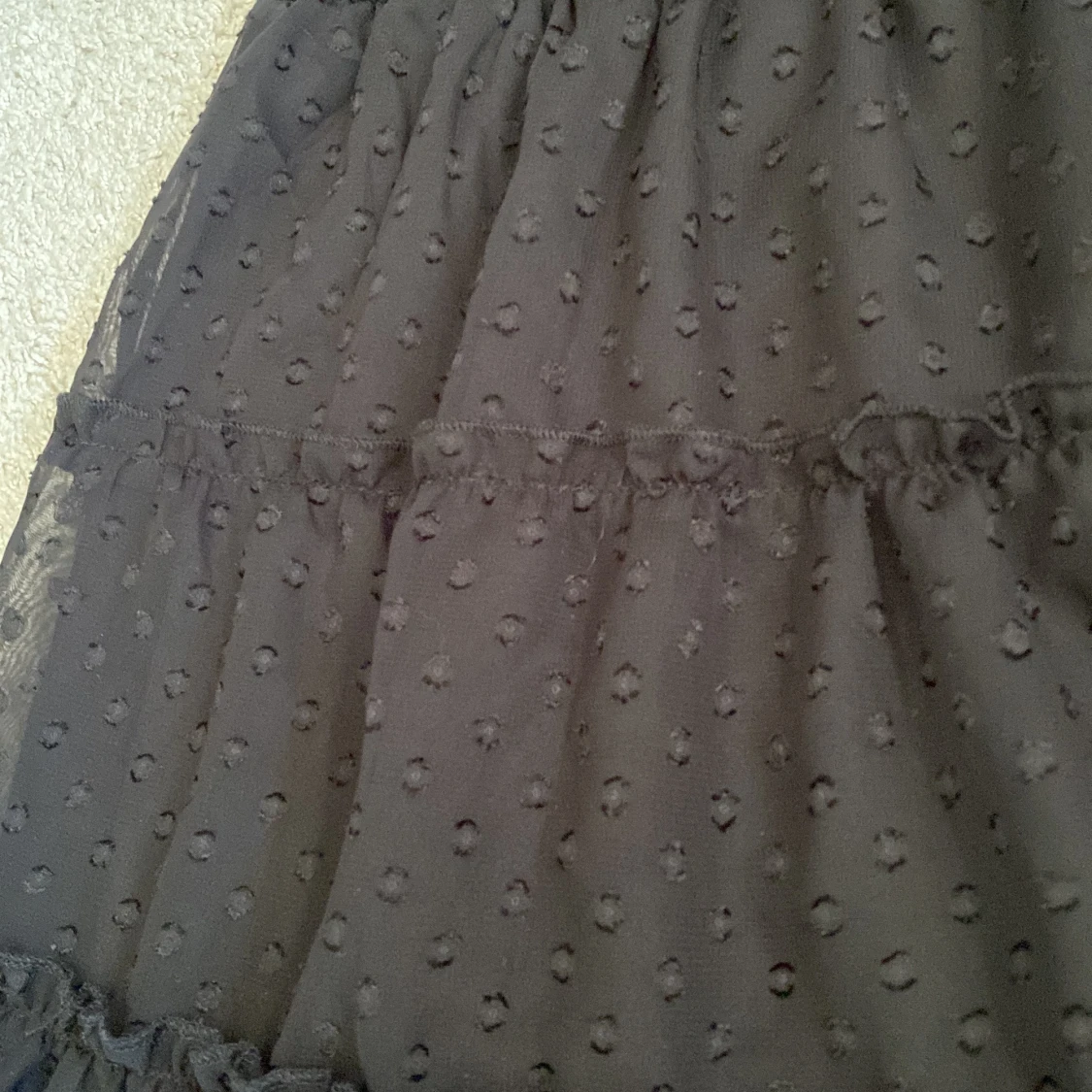 Svart volangkjol - 90