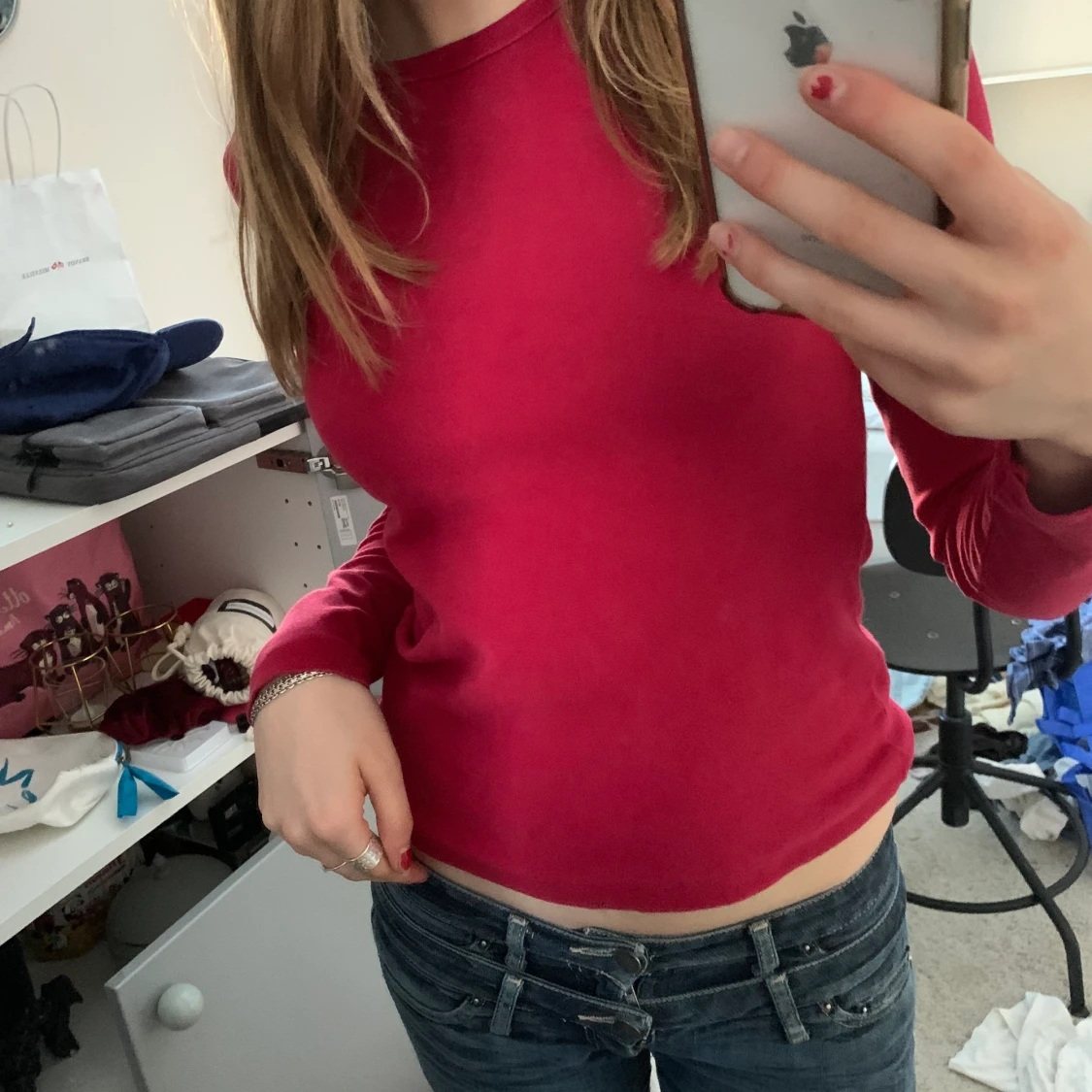 Röd långärmad tröja