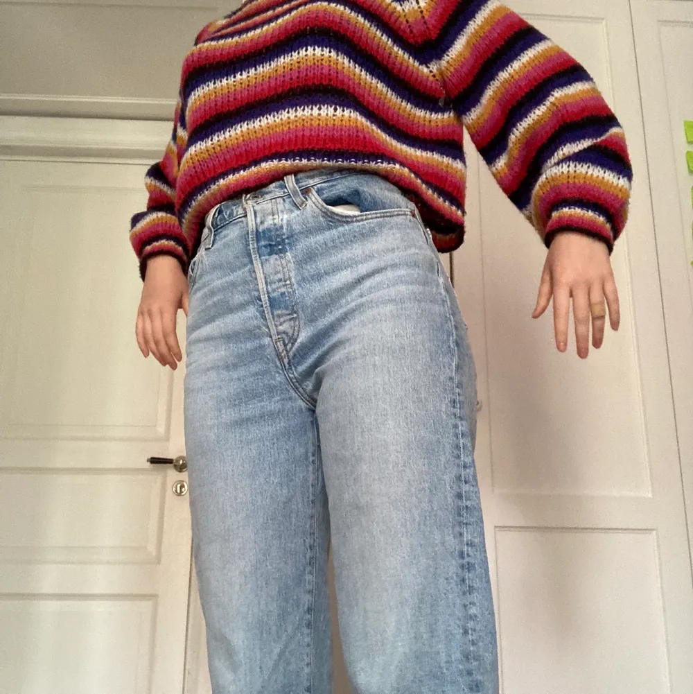 SÅ NAJS LEVIS MOM JEANS. Sitter som en smäck, bra i storleken och håller livet ut!. Jeans & Byxor.