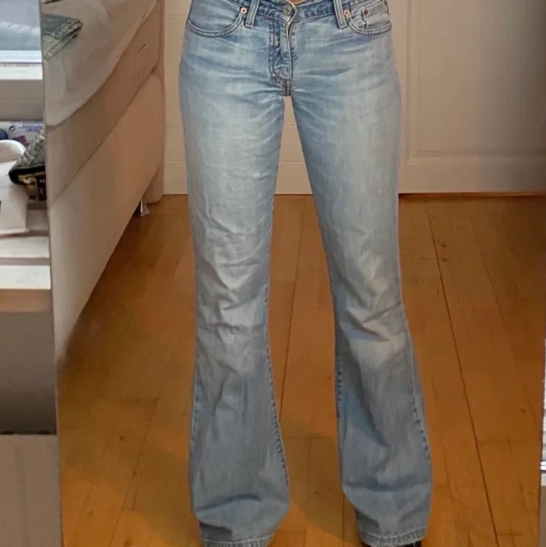 Lågmidjade  Levis jeans  - 91