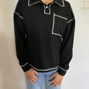 Tröja - Mysig tröja med markerade sömmar