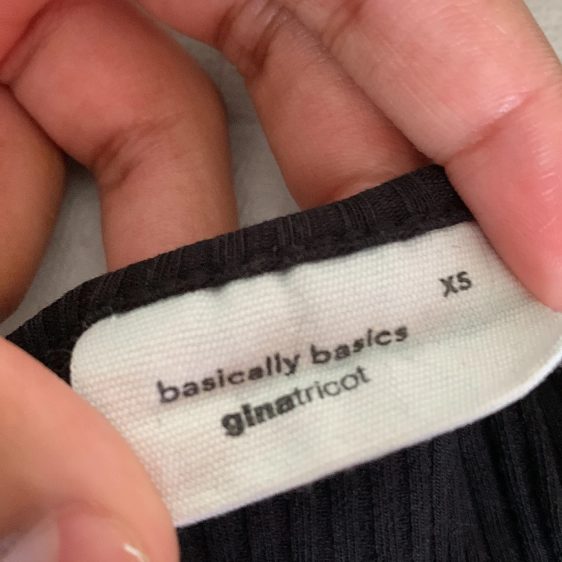 Gina tricot topp svart - 90