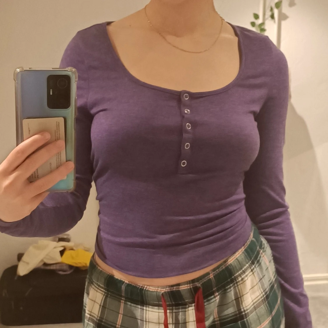 Lila, långärmad tröja 