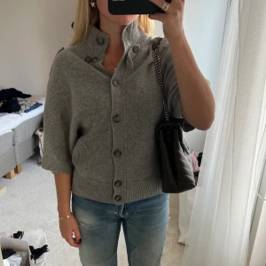 Kofta - Liiiivets kofta, älskar denna men har redan en liknande och behöver plats i garderoben