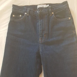 Jeans från Stories - Nyinköpta! Anvönda 1 gång. Skickas mot frakt, eller möts upp i Malmö.